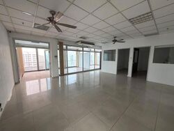 Hola Centre (D14), Factory #634988521